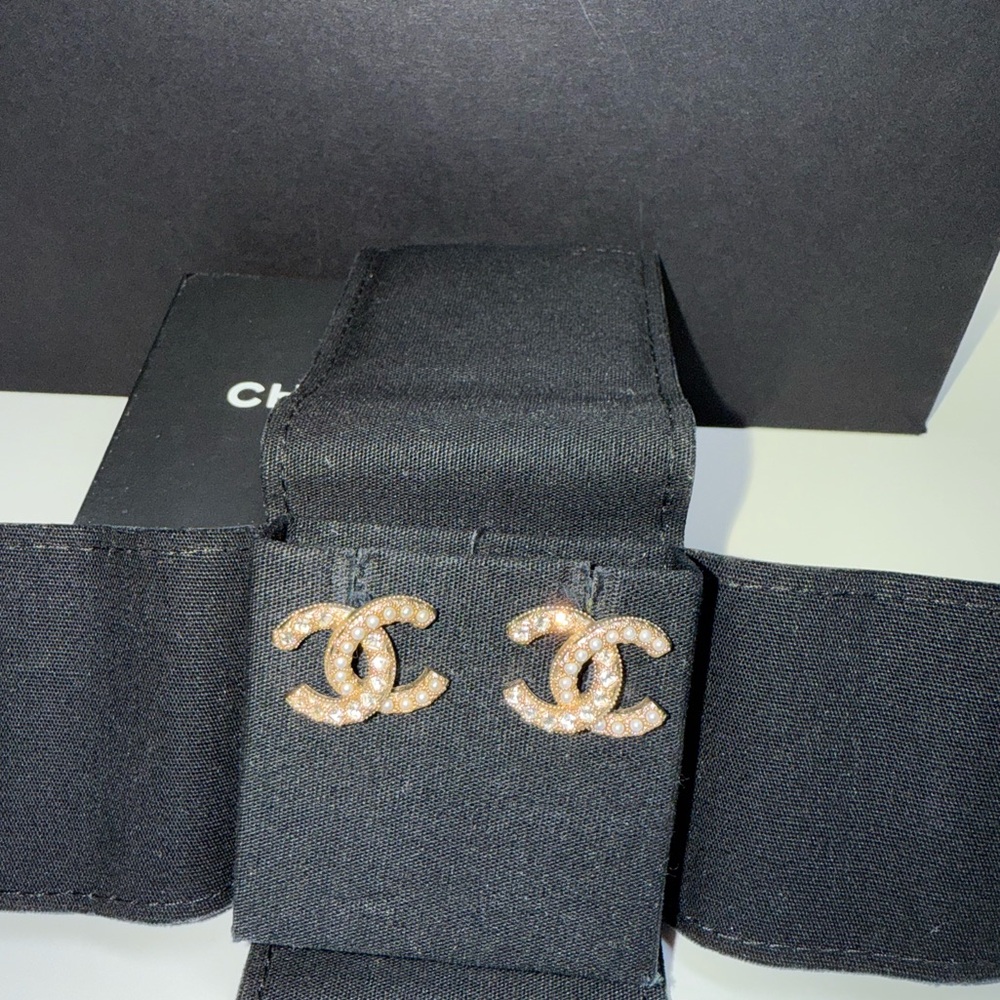 Chanel Crystal Pearl CC Stud Earrings